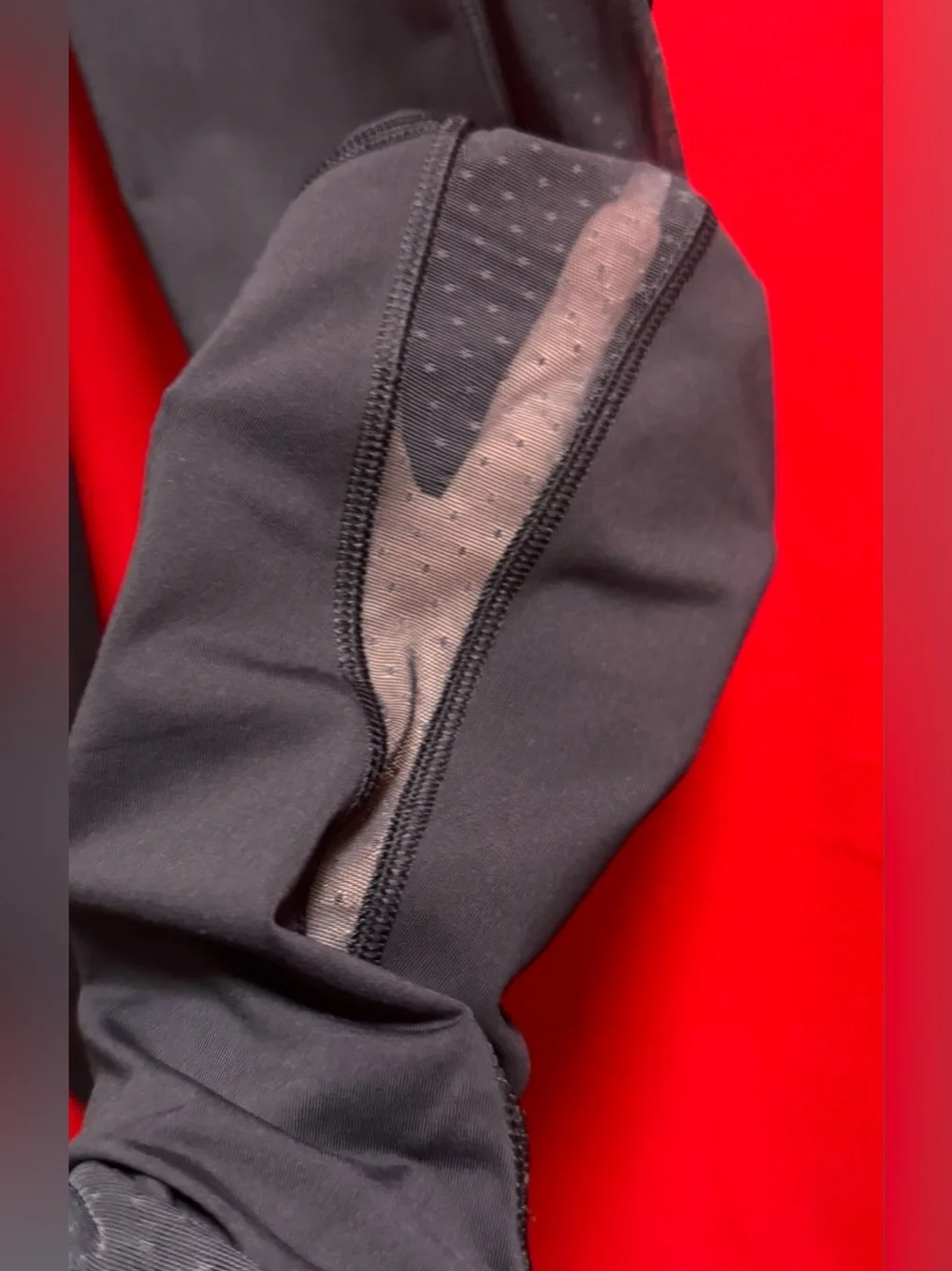 🍋#634- Lululemon Black Performance Joggers w/Mesh On Sides Legs Size 6 *see des.